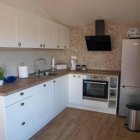 Apartmani Goga 2 Molat Esterno foto