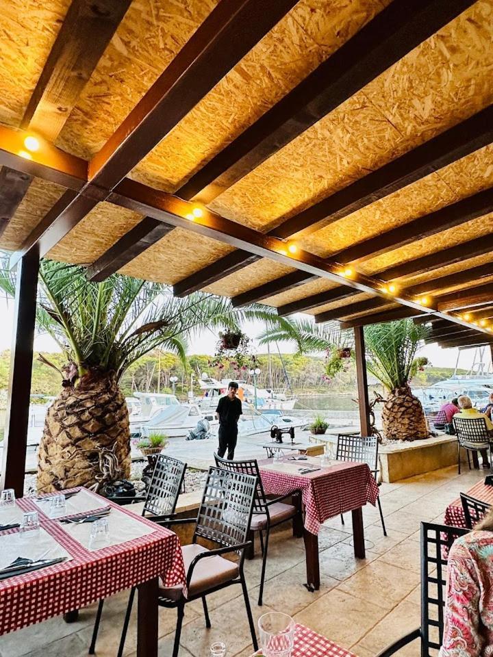 Apartmani Goga 2 Molat Esterno foto